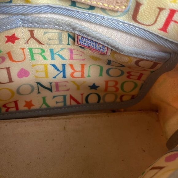 VTG Dooney & Bourke Signature  Multicolor Heart charm tan leather strap &tassel - Picture 13 of 13